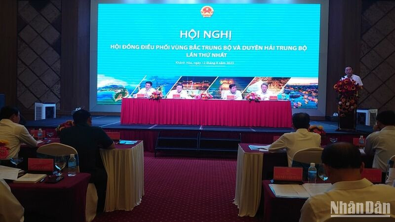 Quang cảnh hội nghị. (Ảnh: NGỌC HÒA)