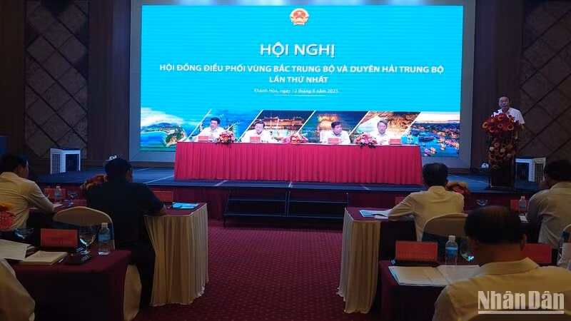 Quang cảnh hội nghị. (Ảnh: NGỌC HÒA)