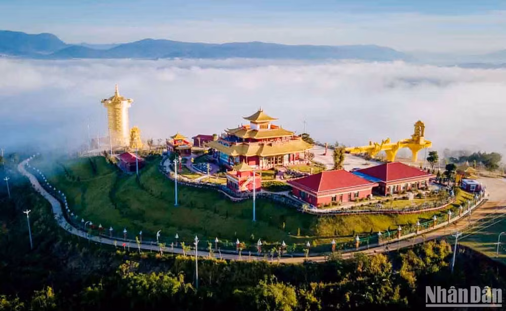 Toàn cảnh khu tham quan du lịch văn hóa tâm linh Samten Hills Dalat.