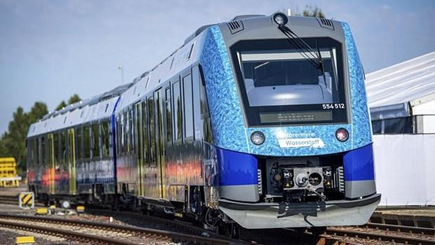 Tàu hỏa chở khách đầu tiên trên thế giới chạy bằng hydro đi vào hoạt động tại bang Lower Saxony của Đức. (Nguồn: newson6) 