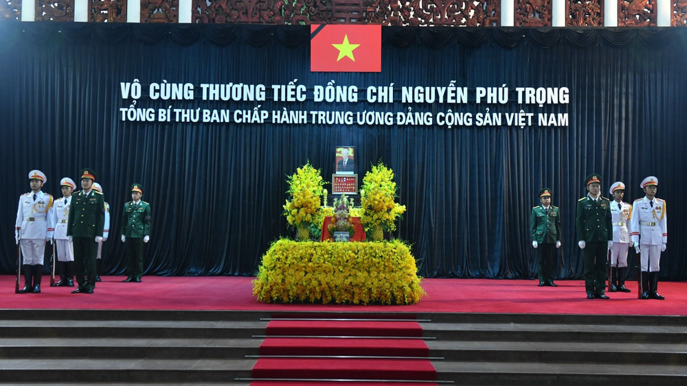 Linh cữu Tổng Bí thư Nguyễn Phú Trọng được quàn tại Nhà tang lễ Quốc gia số 5 Trần Thánh Tông, thành phố Hà Nội.