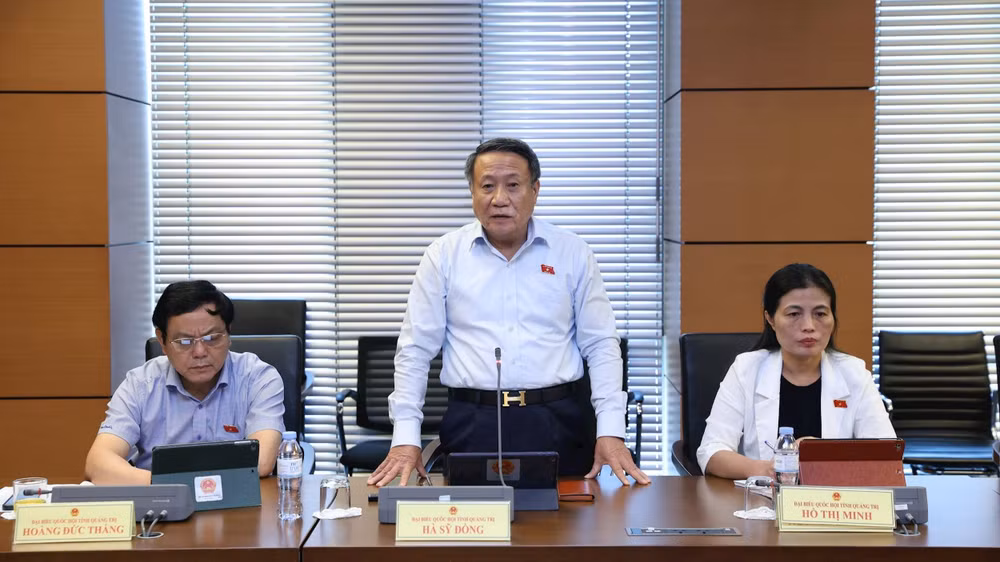 Đại biểu Hà Sỹ Đồng (Đoàn Quảng Trị). (Ảnh: Media Quốc hội)
