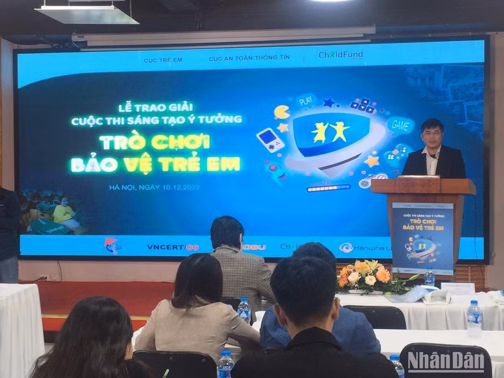 Ông Nguyễn Đức Tuân, Giám đốc Trung tâm Ứng cứu khẩn cấp không gian mạng Việt Nam (VNCERT/CC) phát biểu tại buổi lễ.