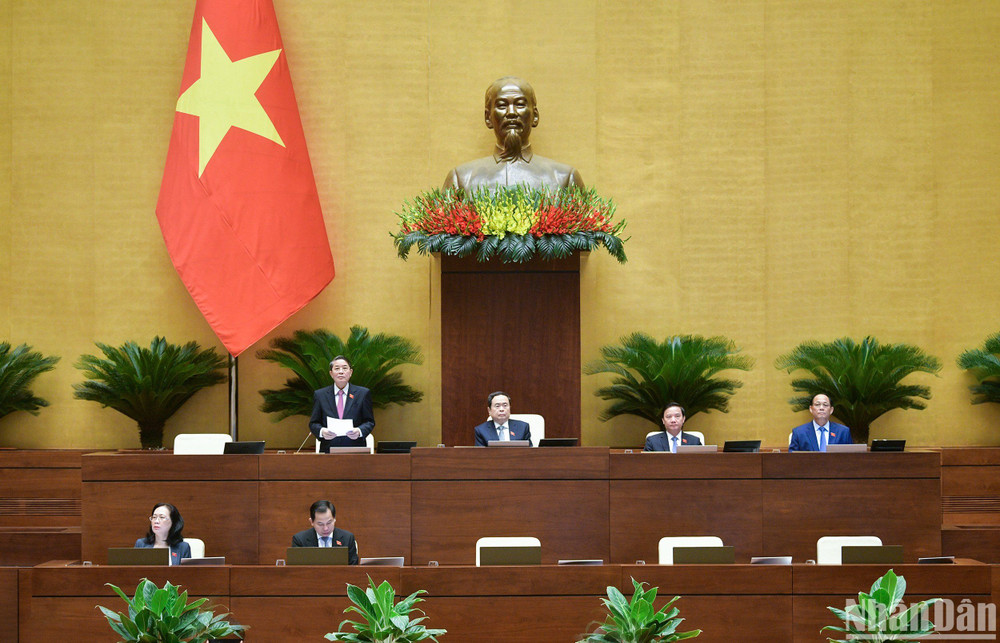 Quang cảnh ngày làm việc thứ 6, Kỳ họp thứ 7, Quốc hội khóa XV (Ảnh: DUY LINH)