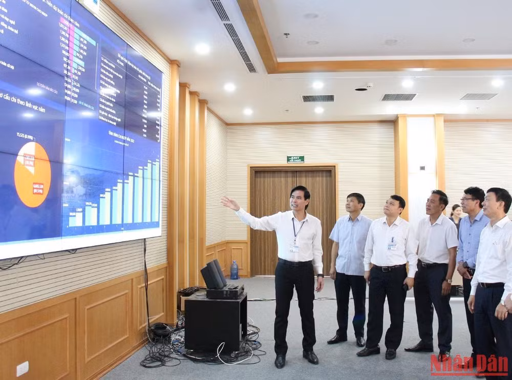 Khu trưng bày sản phẩm chuyển đổi số của VNPT.