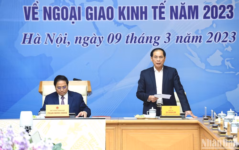 Bộ trưởng Ngoại giao Bùi Thanh Sơn phát biểu. (Ảnh: TRẦN HẢI)