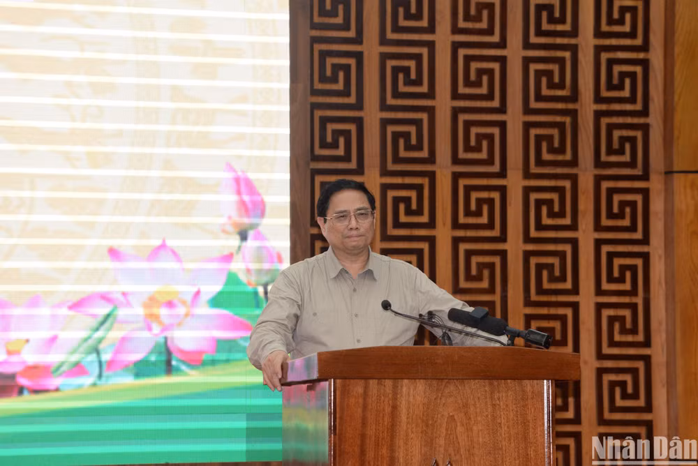 Thủ tướng yêu cầu tỉnh Điện Biên cần tận dụng tối đa tiềm năng khác biệt, cơ hội nổi trội, lợi thế cạnh tranh để phát triển. (Ảnh: LÊ LAN)