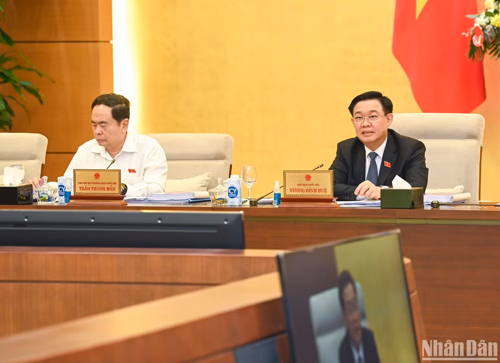 Chủ tịch Quốc hội Vương Đình Huệ cho rằng, tiềm năng ngành dược rất lớn nhưng quy mô hiện nay còn nhỏ. (Ảnh: DUY LINH)