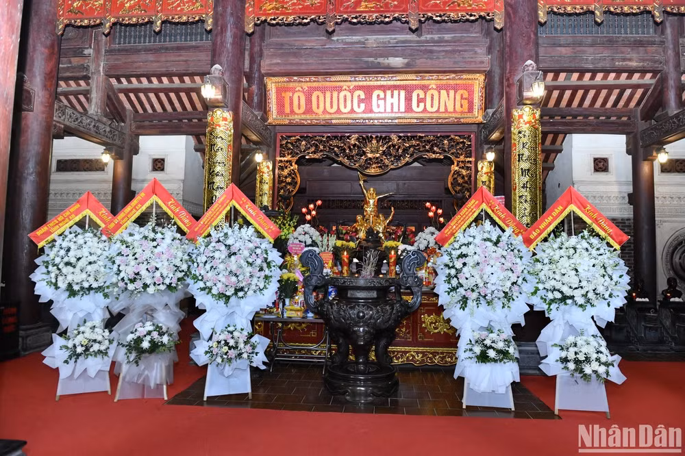 Nhà tưởng niệm các Anh hùng liệt sĩ đã anh dũng hy sinh trên cung đường Truông Bồn huyền thoại.