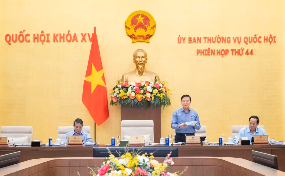 Phó Chủ tịch Quốc hội Nguyễn Khắc Định phát biểu kết luận. (Ảnh: Media Quốc hội)