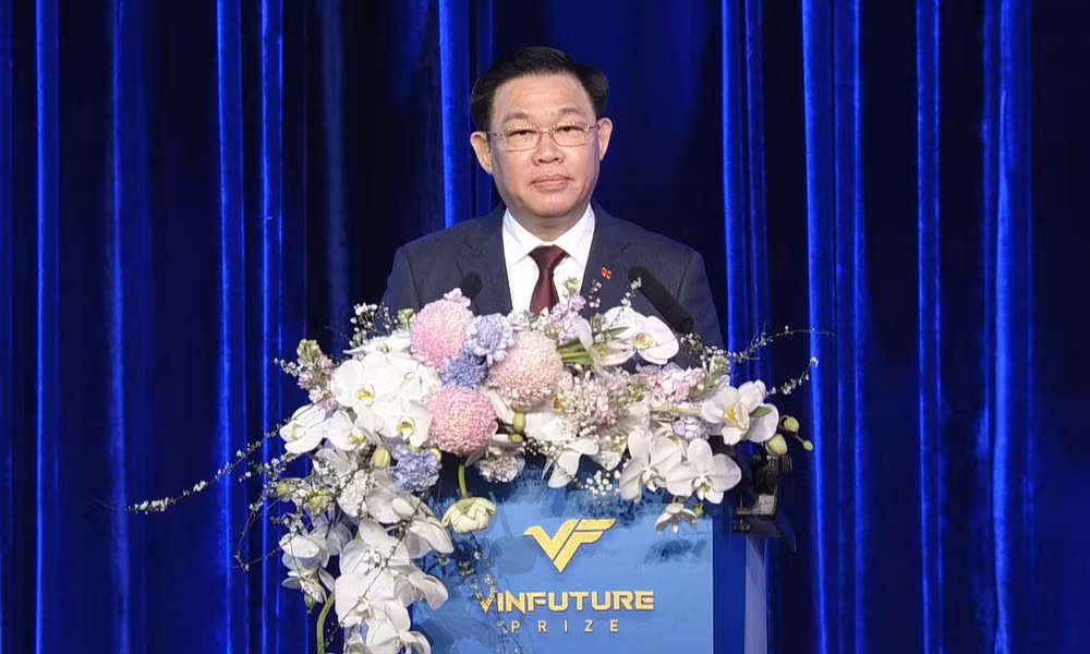 Chủ tịch Quốc hội Vương Đình Huệ phát biểu tại Lễ trao giải.