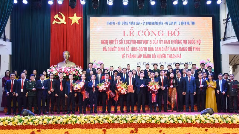 Ban chấp hành Đảng bộ huyện Thạch Hà (mới) nhiệm kỳ 2020-2025.