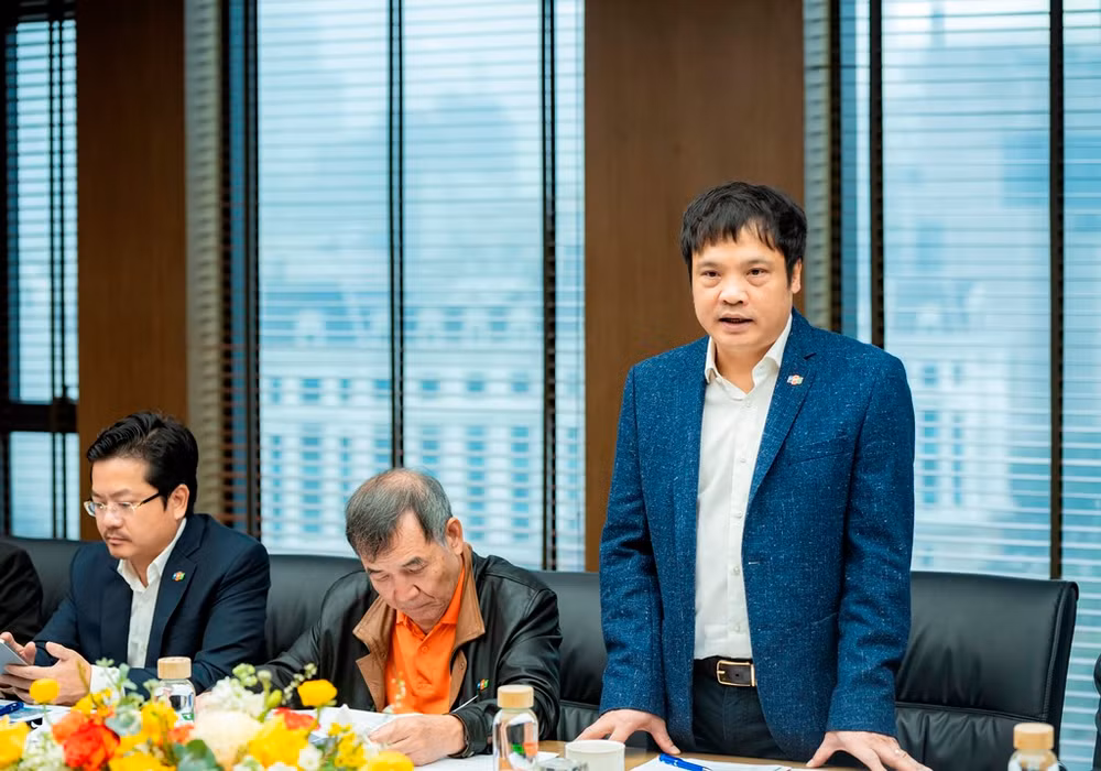 Tổng giám đốc FPT chia sẻ tại sự kiện.