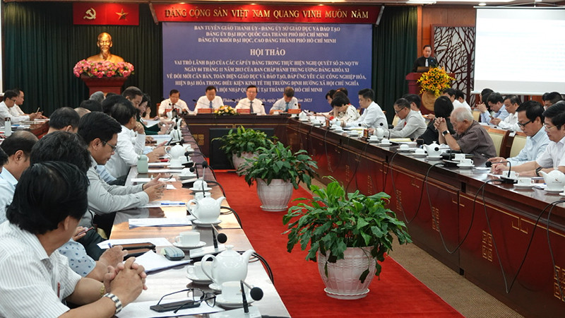 Quang cảnh buổi hội thảo.