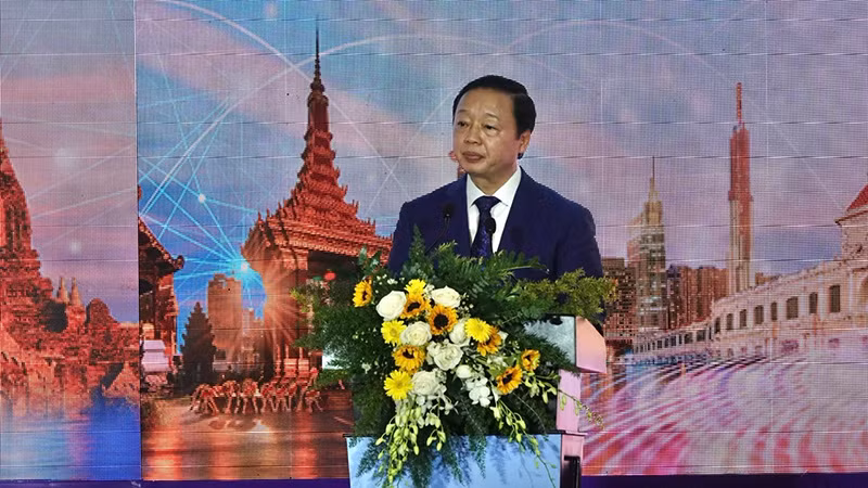 Phó Thủ tướng Trần Hồng Hà phát biểu tại diễn đàn.