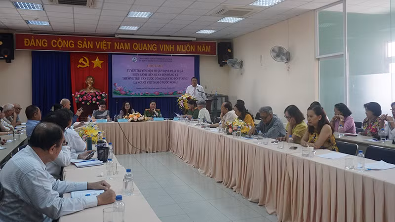 Quang cảnh hội nghị.