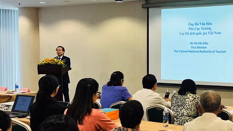 Phó Cục trưởng Cục Du lịch Việt Nam Hà Văn Siêu phát biểu tại sự kiện.