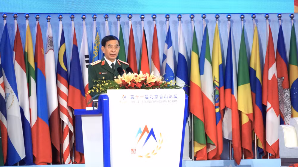 Bộ trưởng Quốc phòng Phan Văn Giang phát biểu tại Diễn đàn Hương Sơn Bắc Kinh.