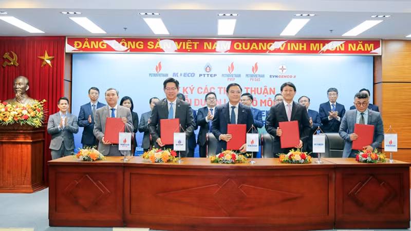 Ký kết hợp đồng mua bán khí (GSPA) Lô B.