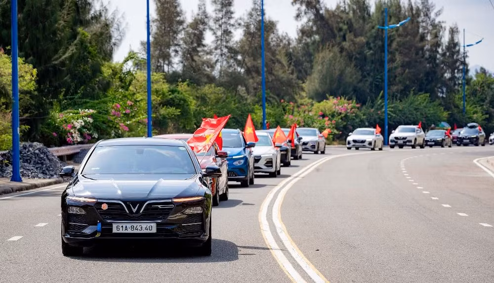 Chương trình “Wonder Trip 2023 - Anh em VinFast 3 miền” quy tụ hơn 300 xe.