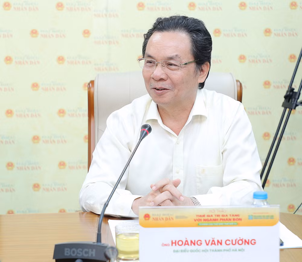 Đại biểu quốc hội Hoàng Văn Cường (Hà Nội) tại hội thảo.
