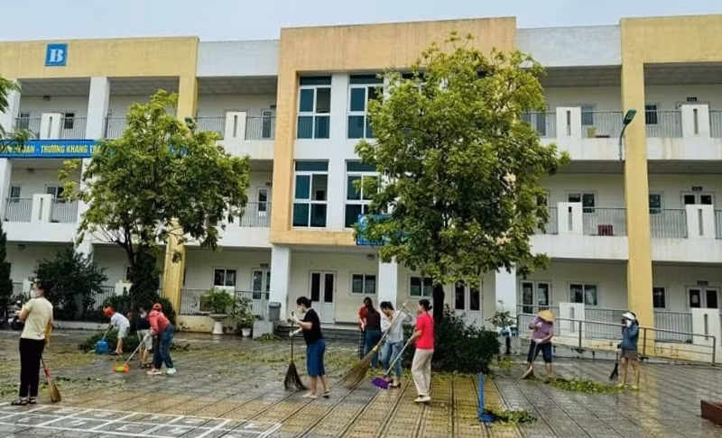 Các trường cần bảo đảm điều kiện an toàn mới tổ chức dạy học trở lại.