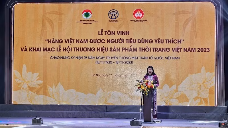 Đồng chí Nguyễn Lan Hương, Chủ tịch Ủy ban Mặt trận Tổ quốc Việt Nam thành phố Hà Nội.