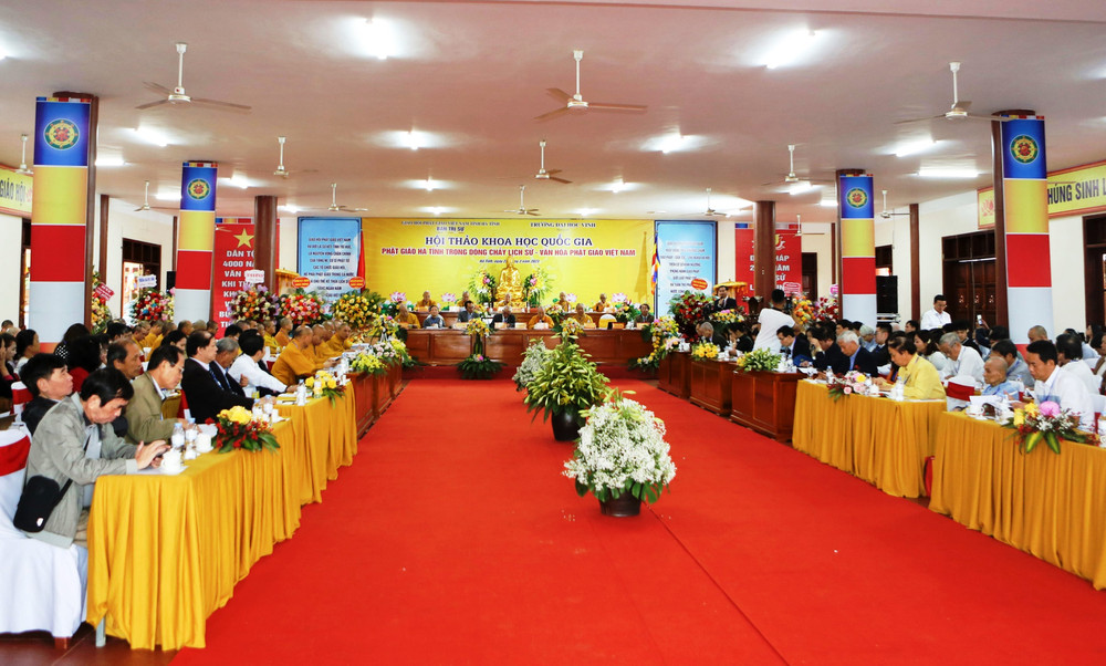 Hội thảo khoa học quốc gia “Phật giáo Hà Tĩnh trong dòng chảy lịch sử-văn hóa Phật giáo Việt Nam” thu hút các nhà nghiên cứu, tăng ni phật tử trong và ngoài nước.