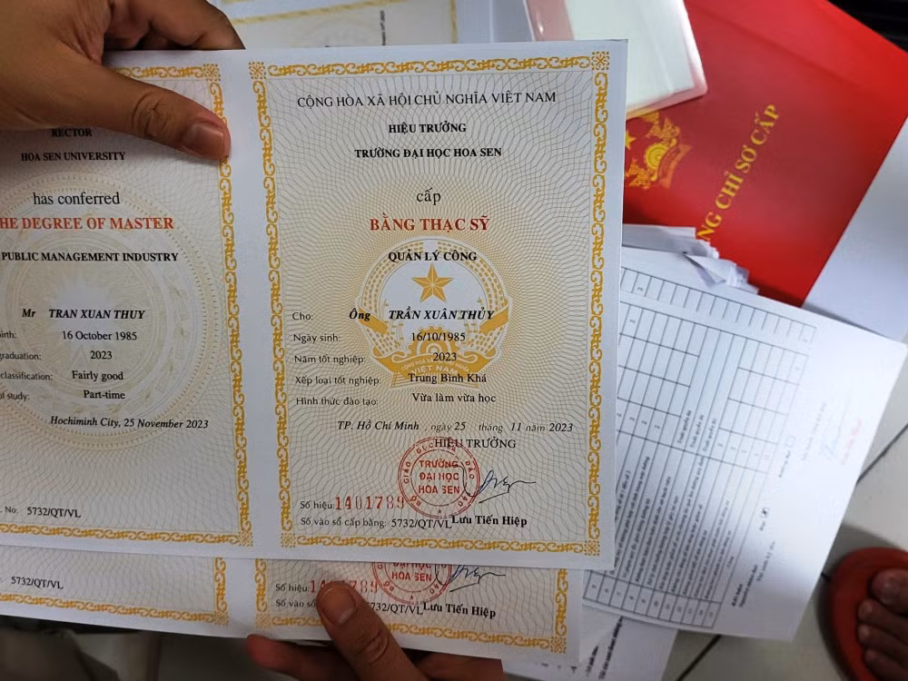 Các loại giấy tờ giả do các đối tượng sản xuất.