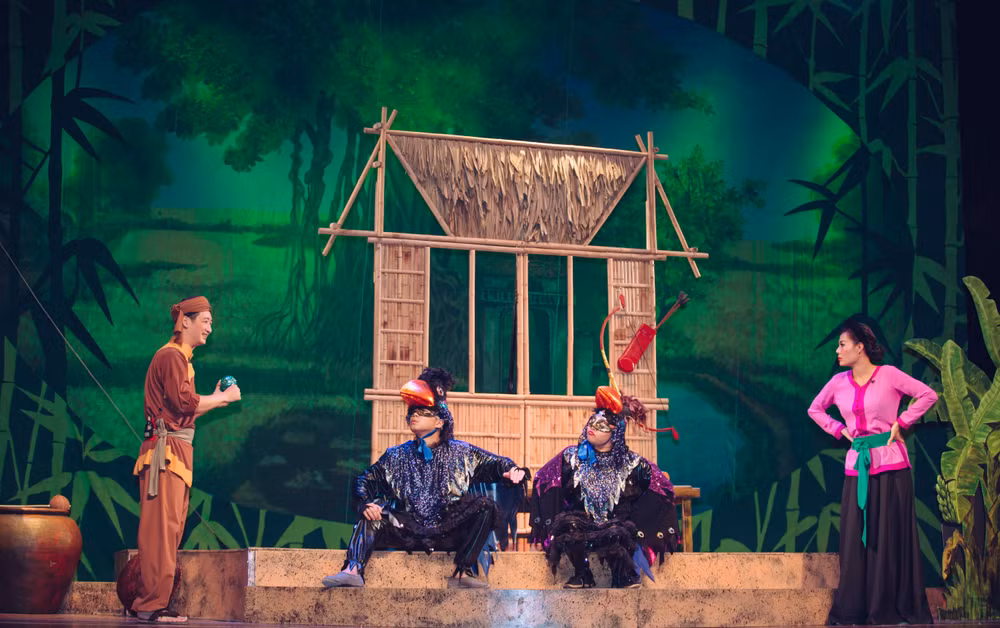 Cảnh trong vở Hai viên ngọc thần. Nguồn: Nhà hát Kịch Hà Nội.