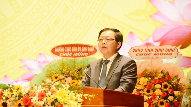 Đồng chí Hồ Quốc Dũng, Bí thư Tỉnh ủy Bình Định phát biểu tại Đại hội.