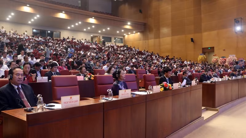 Đông đảo đại biểu tham dự hội nghị. Đông đảo đại biểu tham dự hội nghị.