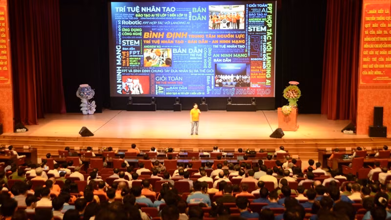 Toàn cảnh hội nghị.