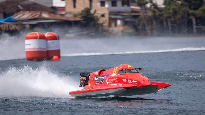 Đội F1H20 Bình Định - Việt Nam giữ phong độ ngày đua thứ 2