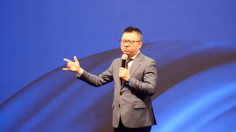 Đồng chí Lê Quốc Minh, Tổng Biên tập Báo Nhân Dân đã có những chia sẻ quý báu tại hội thảo.