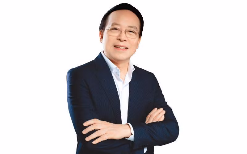 Doanh nhân Đỗ Minh Phú.