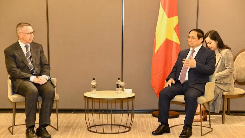 Thủ tướng Phạm Minh Chính tiếp ông Neil Quigley, Hiệu trưởng Trường đại học Waikato.