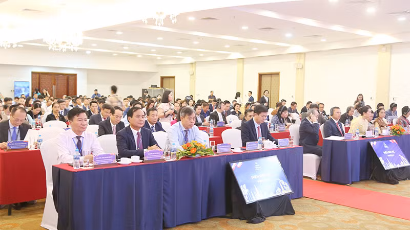 Các đại biểu tham dự Hội nghị “Gặp gỡ Thái Lan”