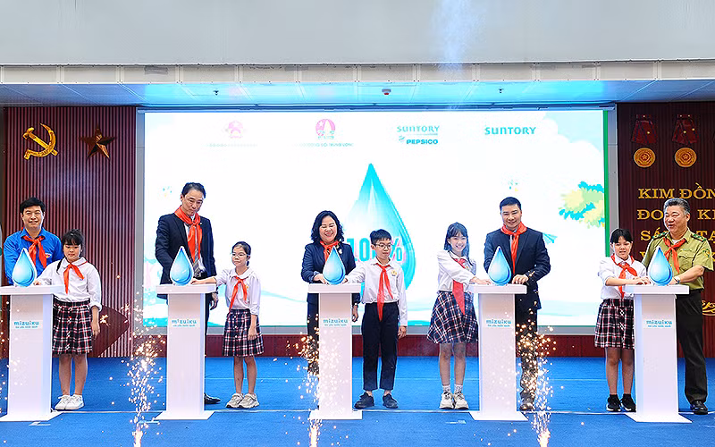 Lễ phát động Chương trình “Mizuiku - Em yêu nước sạch” năm 2023.