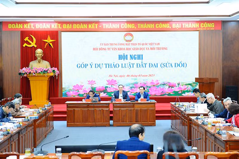 Hội nghị góp ý dự thảo Luật Đất đai (sửa đổi).