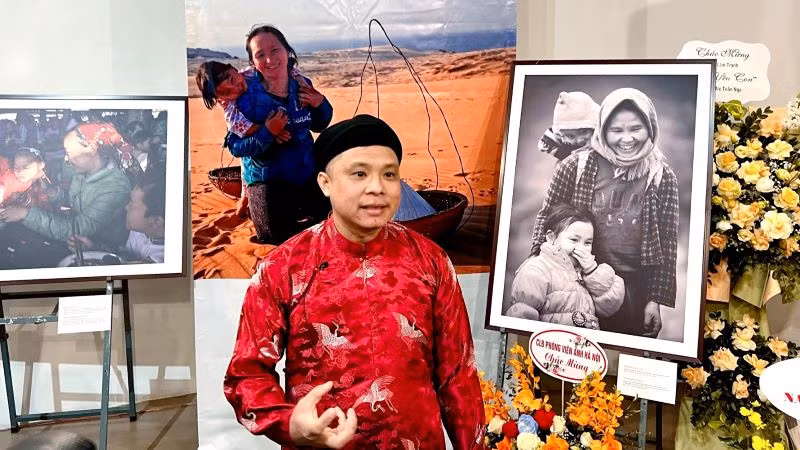 Nhiếp ảnh gia Lê Bích chia sẻ về cảm hứng và hành trình của bộ ảnh.