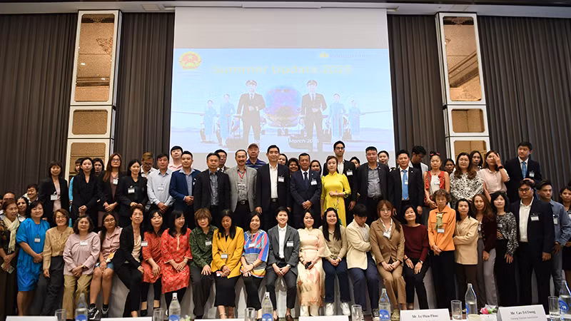 Hơn 70 đơn vị, doanh nghiệp trong lĩnh vực du lịch, lữ hành tham dự Hội thảo.