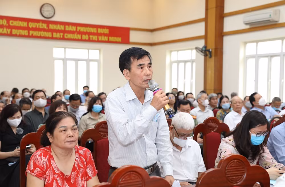 Cử tri quận Tây Hồ phát biểu ý kiến, kiến nghị. Ảnh: Cổng thông tin điện tử Quốc hội