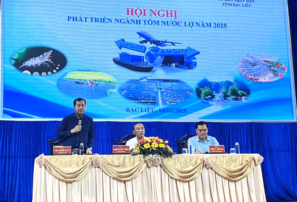 Ông Trần Đình Luân-Cục trưởng Cục Thủy sản (Bộ Nông nghiệp và Phát triển nông thôn) khẳng định, năm 2025, theo dự báo của các chuyên gia, ngành tôm có thể vẫn tiếp tục phải đối mặt với nhiều khó khăn, thách thức.