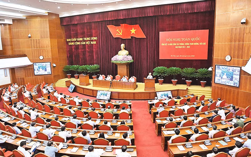 Hội nghị toàn quốc tổng kết 10 năm công tác phòng, chống tham nhũng, tiêu cực. Ảnh: Khoa Đăng