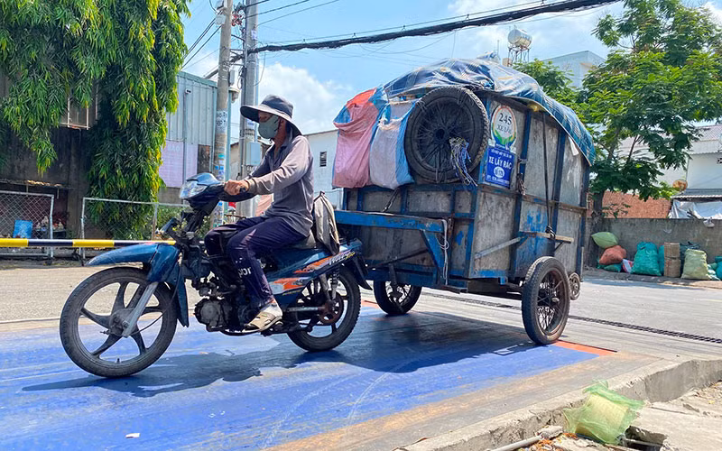 Thu gom rác tại nguồn ở huyện Hóc Môn.