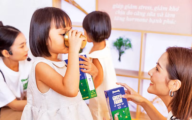 5 năm chuẩn bị và dày công nghiên cứu đã mang đến cho Vinamilk Green Farm vị ngon “không tưởng”, nhanh chóng chinh phục người tiêu dùng Việt. 