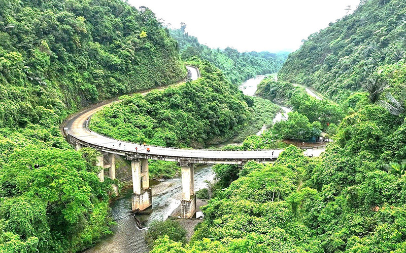 Đường Hồ Chí Minh nhánh tây qua huyện Lệ Thủy, tỉnh Quảng Bình.