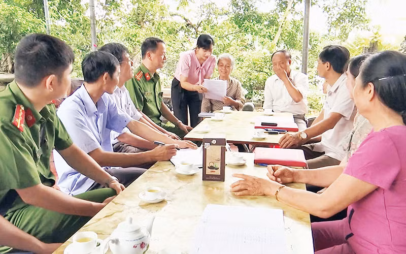 Công tác Dân vận khéo trong công tác giải phóng mặt bằng tại phường Lam Hạ, thành phố Phủ Lý, tỉnh Hà Nam.