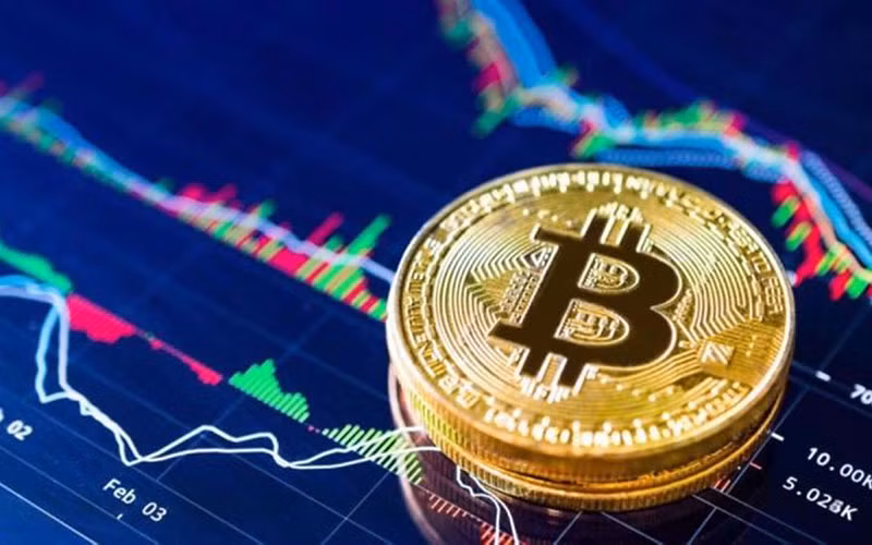 Việt Nam thuộc nhóm 5 quốc gia có khối lượng giao dịch cao nhất trên sàn tiền ảo Binance, cho thấy tính cấp thiết trong xây dựng hành lang pháp lý cho giao dịch tài sản ảo.